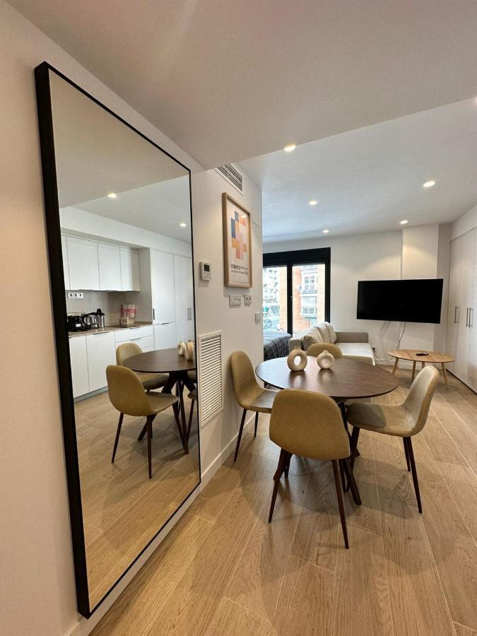 Castilla Luxury 2B Apartment Madrid Esterno foto