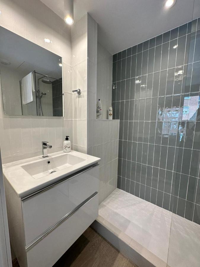 Castilla Luxury 2B Apartment Madrid Esterno foto